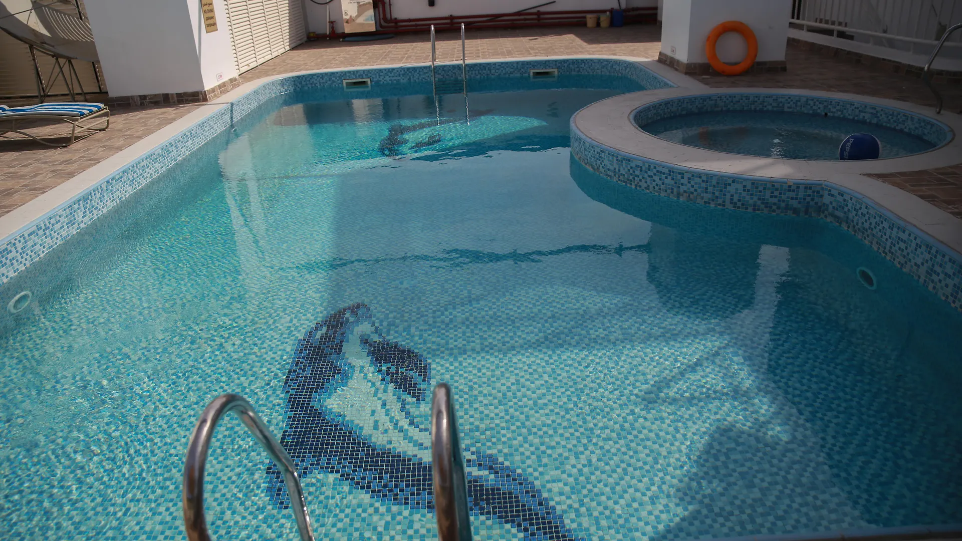 Versailles By Vieras Hotel Dubaï